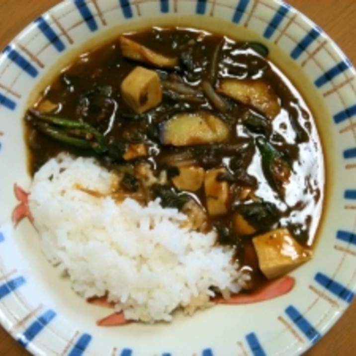 モロヘイヤと豆腐のカレー